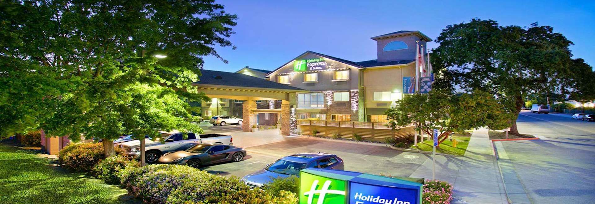 Hotel Exterior - Holiday Inn Express & Suites Paso Robles